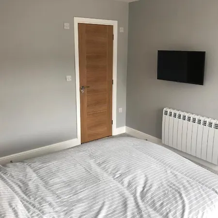 1 Bedroom Ground Floor Apartment Bournemouth Exterior photo