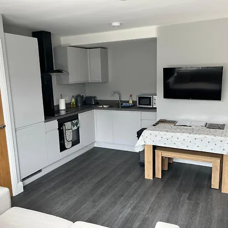 1 Bedroom Ground Floor Apartment Bournemouth Exterior photo